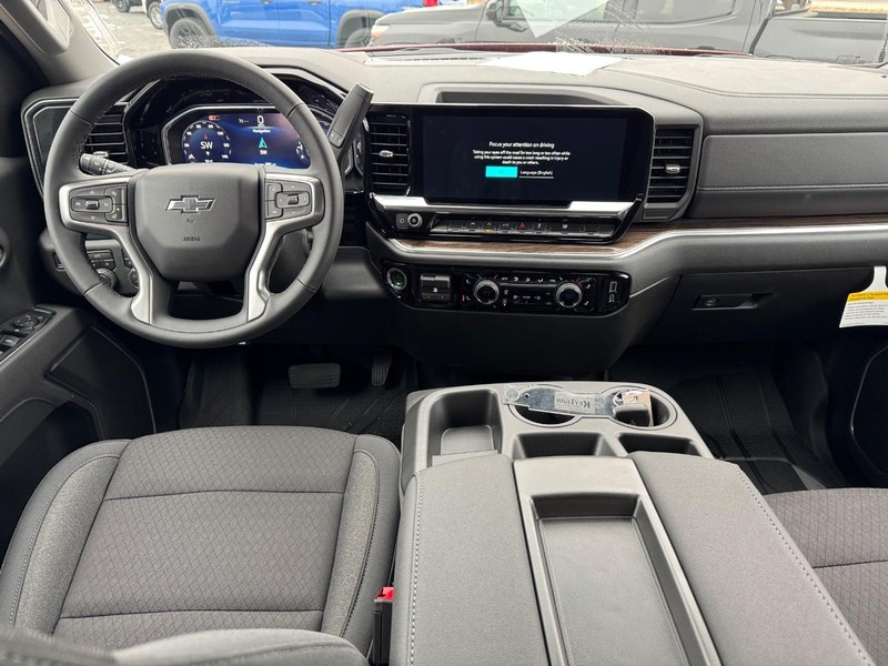 Chevrolet Silverado 1500 Vehicle Full-screen Gallery Image 6