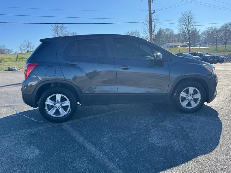 Chevrolet Trax Vehicle Full-screen Gallery Image 6