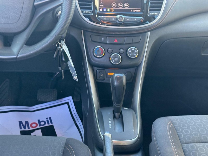 Chevrolet Trax Vehicle Full-screen Gallery Image 14