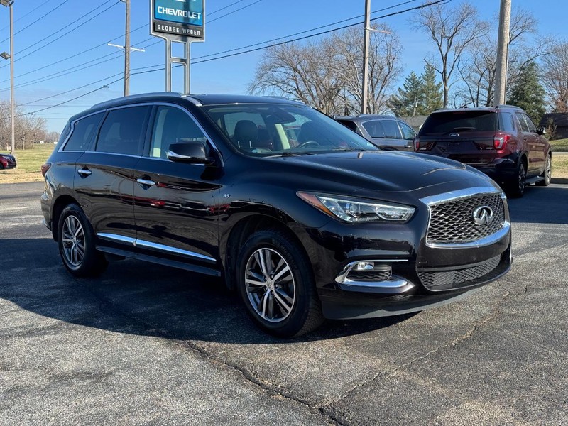 INFINITI QX60 Vehicle Full-screen Gallery Image 7