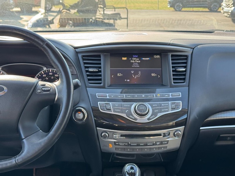 INFINITI QX60 Vehicle Full-screen Gallery Image 15
