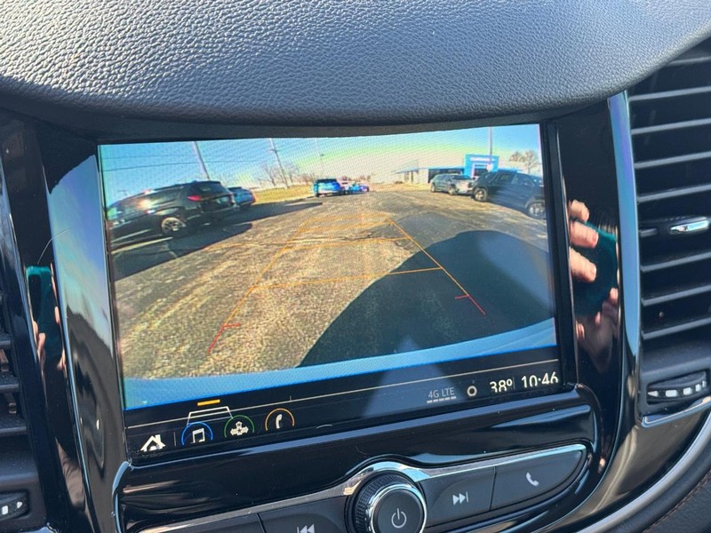 Chevrolet Trax Vehicle Full-screen Gallery Image 19