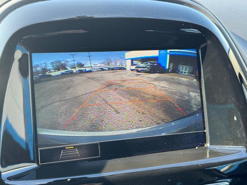 Chevrolet Spark Vehicle Full-screen Gallery Image 18