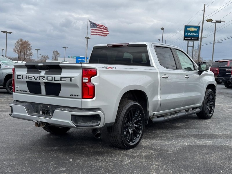 Chevrolet Silverado 1500 Vehicle Full-screen Gallery Image 5