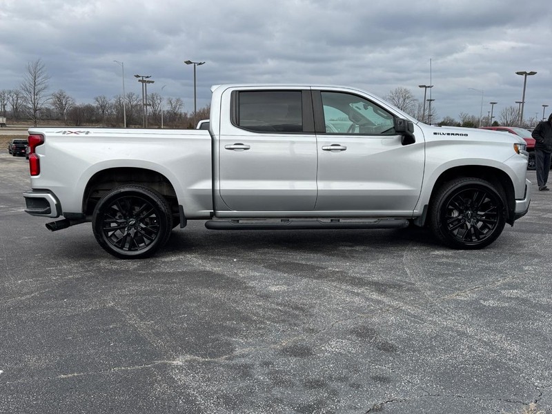 Chevrolet Silverado 1500 Vehicle Full-screen Gallery Image 6
