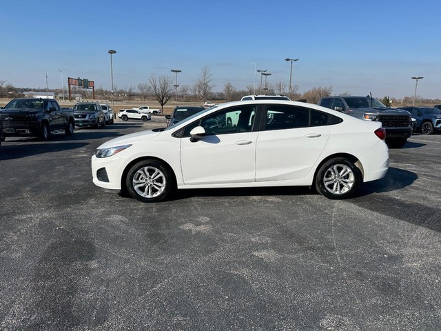Certified 2019 Chevrolet Cruze LS with VIN 1G1BC5SM4K7108119 for sale in Columbia, IL