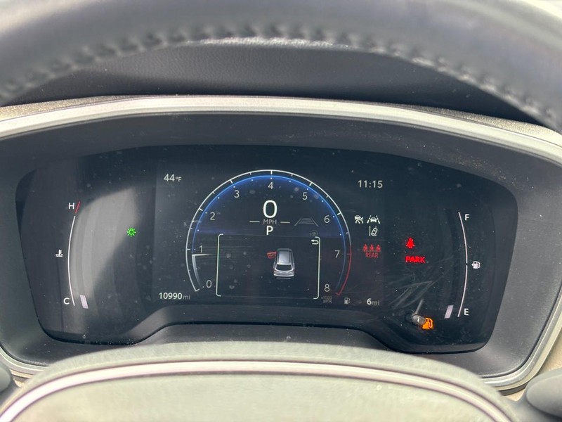 Toyota Corolla Cross Vehicle Full-screen Gallery Image 19