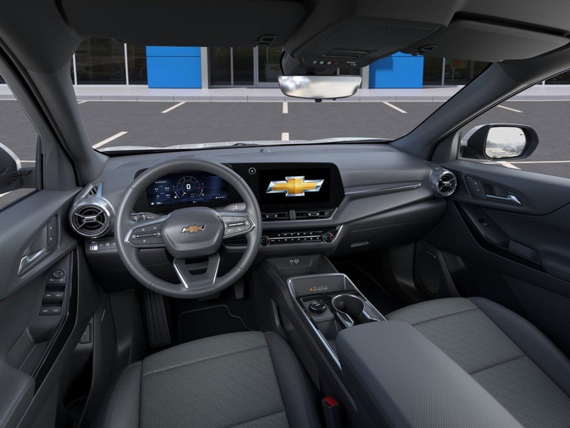 Chevrolet Equinox Vehicle Full-screen Gallery Image 15