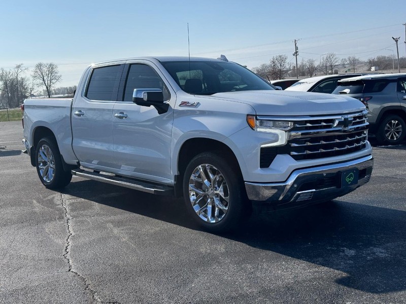 Chevrolet Silverado 1500 Vehicle Full-screen Gallery Image 8