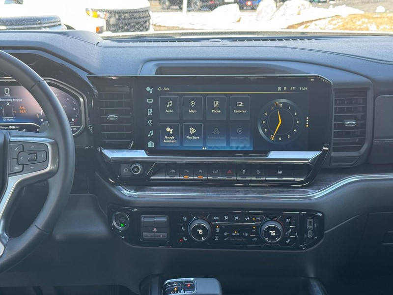 Chevrolet Silverado 1500 Vehicle Full-screen Gallery Image 14