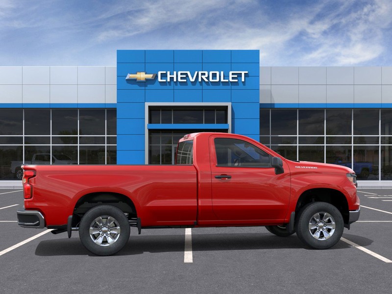 Chevrolet Silverado 1500 Vehicle Full-screen Gallery Image 5