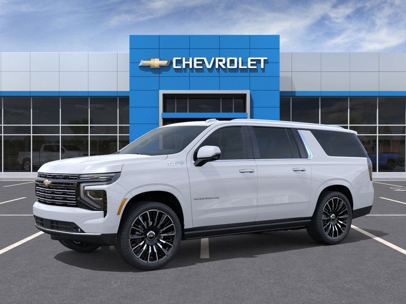 Chevrolet Suburban Vehicle Full-screen Gallery Image 2