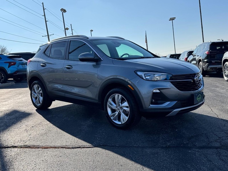 Buick Encore GX Vehicle Full-screen Gallery Image 07