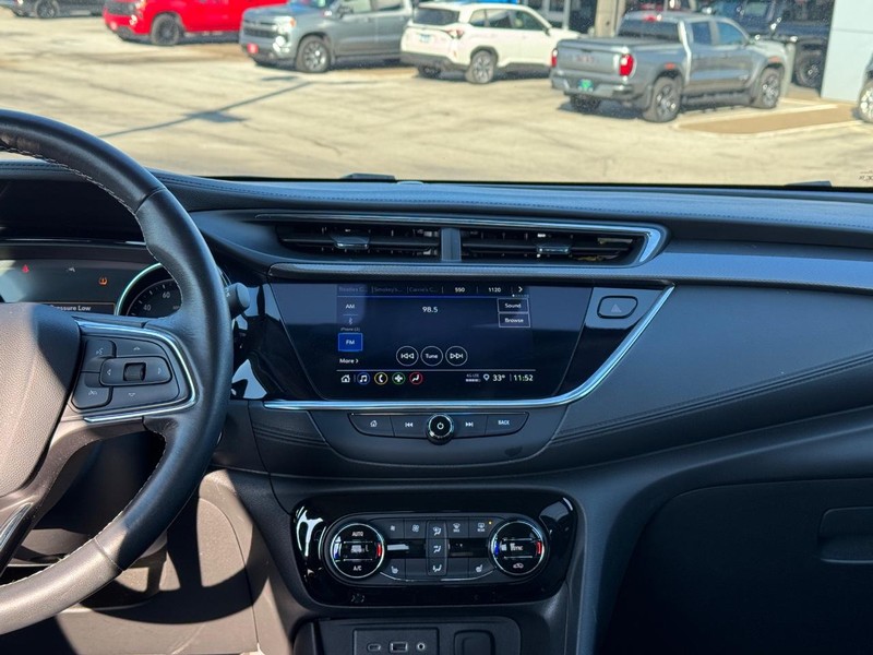 Buick Encore GX Vehicle Full-screen Gallery Image 13