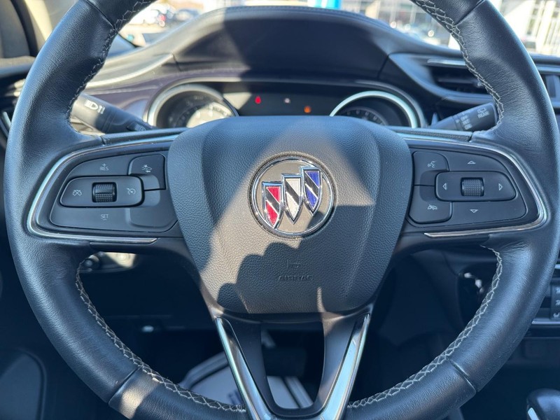 Buick Encore GX Vehicle Full-screen Gallery Image 17