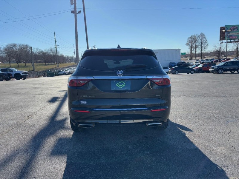 Buick Enclave Vehicle Full-screen Gallery Image 04