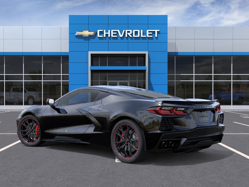 Chevrolet Corvette Vehicle Full-screen Gallery Image 3
