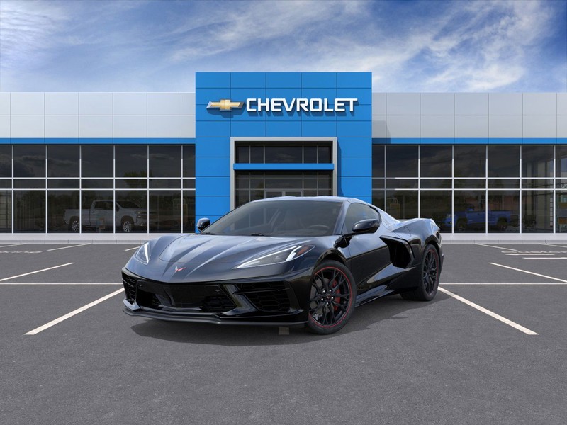 Chevrolet Corvette Vehicle Full-screen Gallery Image 8
