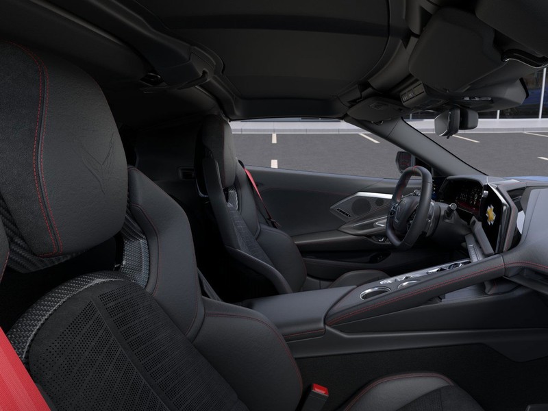 Chevrolet Corvette Vehicle Full-screen Gallery Image 17