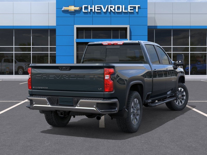 Chevrolet Silverado 2500HD Vehicle Full-screen Gallery Image 4