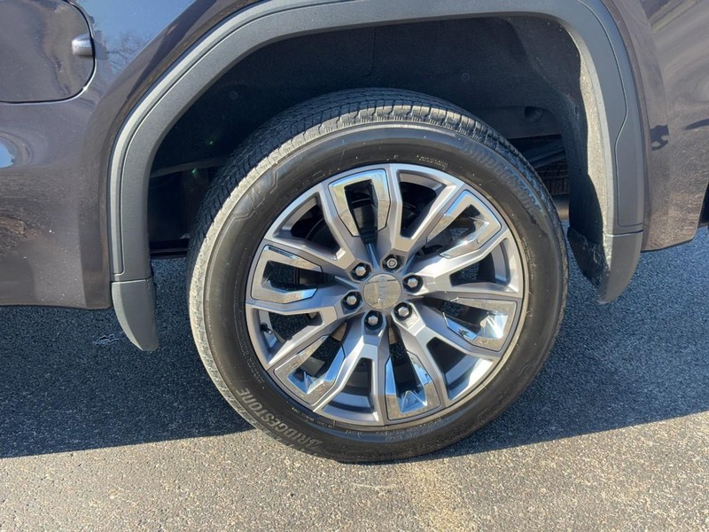 GMC Sierra 1500 Vehicle Full-screen Gallery Image 9