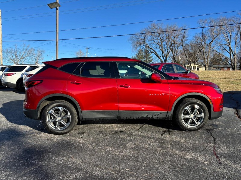 Chevrolet Blazer Vehicle Full-screen Gallery Image 06