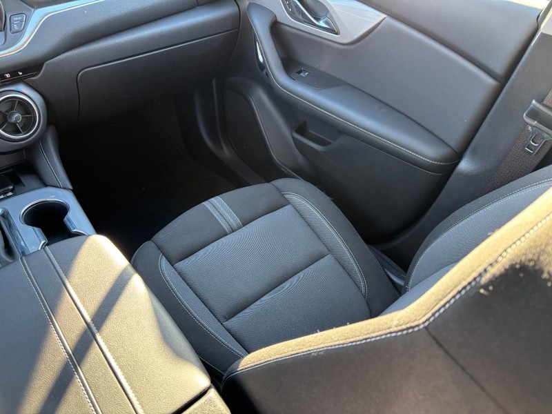 Chevrolet Blazer Vehicle Full-screen Gallery Image 14