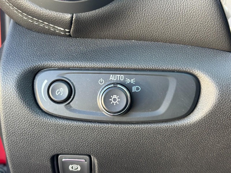 Chevrolet Blazer Vehicle Full-screen Gallery Image 16