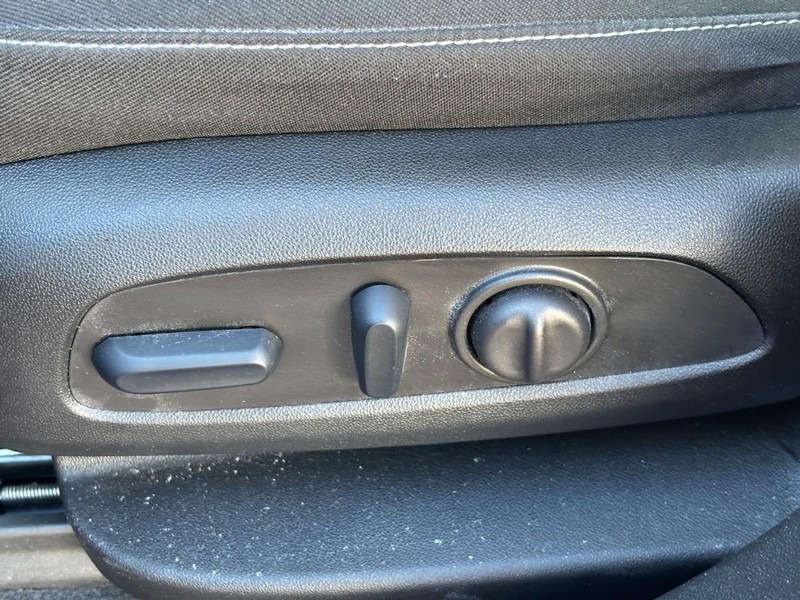 Chevrolet Blazer Vehicle Full-screen Gallery Image 24