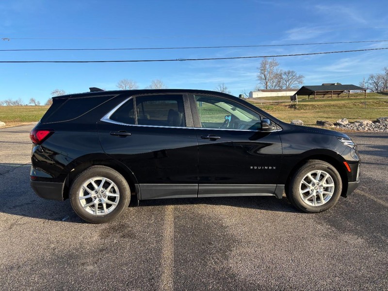 Chevrolet Equinox Vehicle Full-screen Gallery Image 06