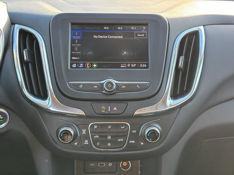 Chevrolet Equinox Vehicle Full-screen Gallery Image 13