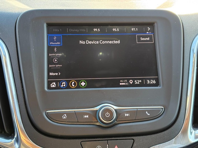 Chevrolet Equinox Vehicle Full-screen Gallery Image 21