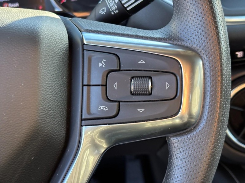 Chevrolet Blazer Vehicle Full-screen Gallery Image 19