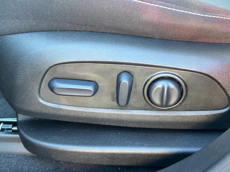 Chevrolet Blazer Vehicle Full-screen Gallery Image 24