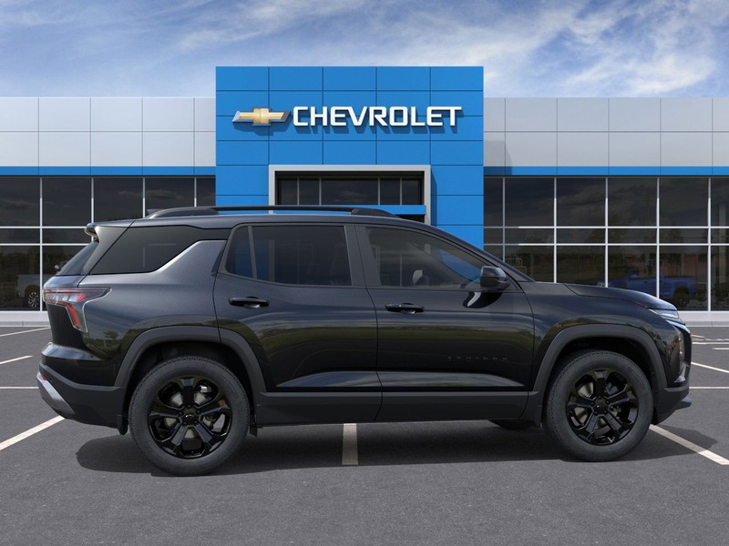 Chevrolet Equinox Vehicle Full-screen Gallery Image 5