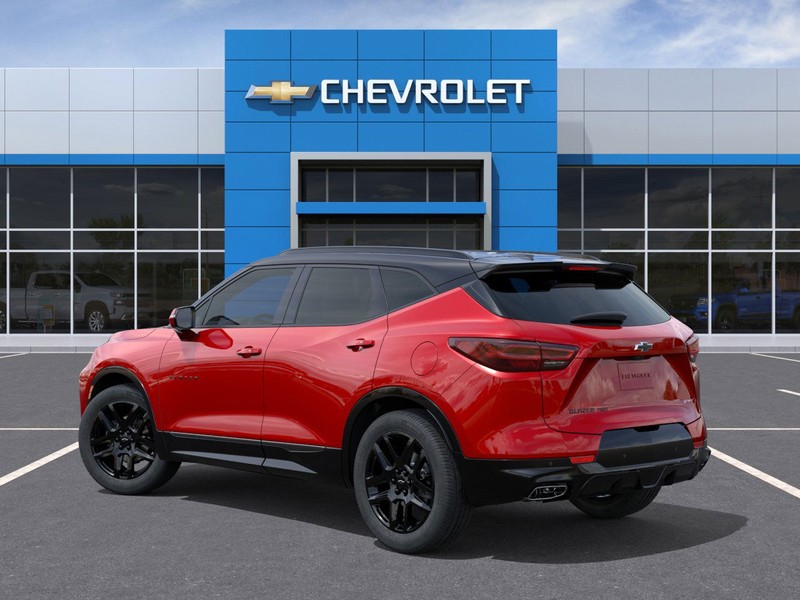 Chevrolet Blazer Vehicle Full-screen Gallery Image 3
