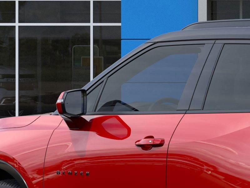Chevrolet Blazer Vehicle Full-screen Gallery Image 12