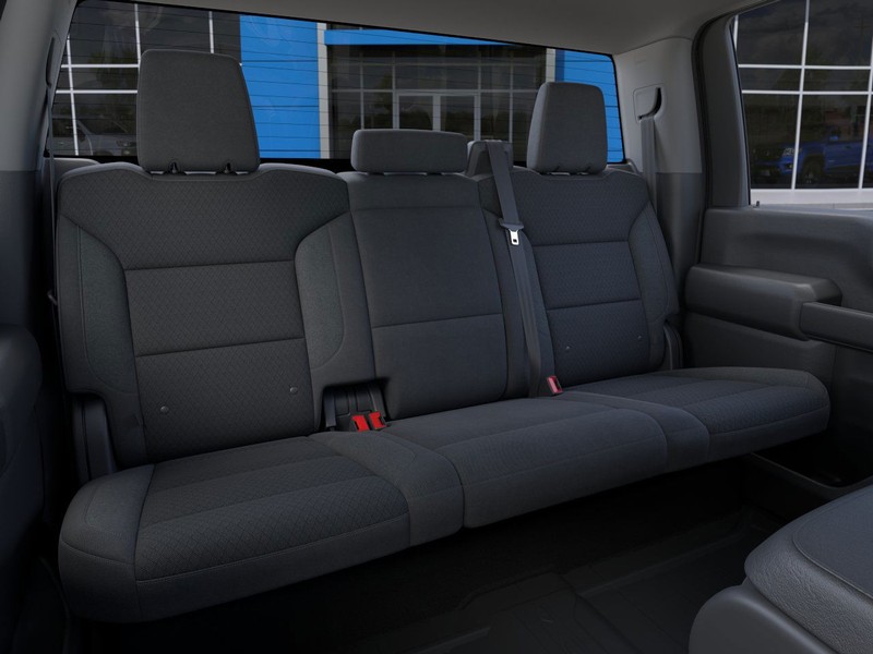 Chevrolet Silverado 2500HD Vehicle Full-screen Gallery Image 17