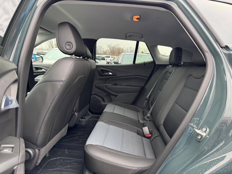 Chevrolet Trax Vehicle Full-screen Gallery Image 5