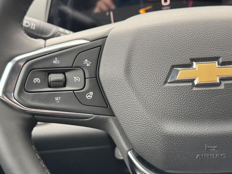 Chevrolet Trax Vehicle Full-screen Gallery Image 13