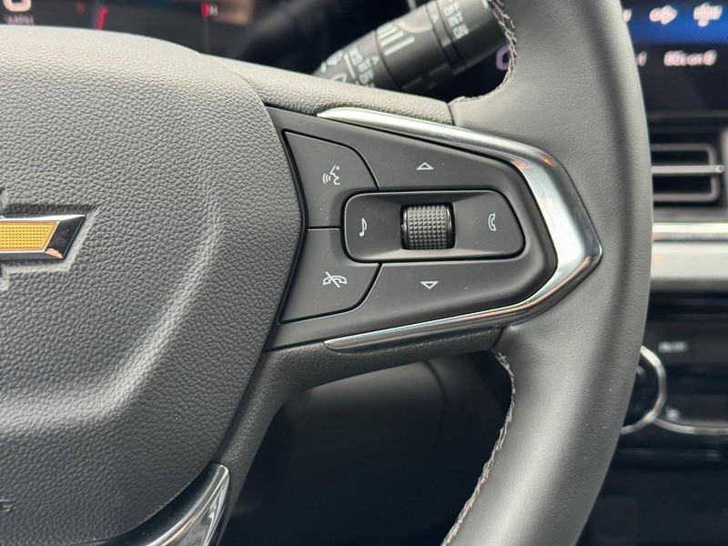 Chevrolet Trax Vehicle Full-screen Gallery Image 14