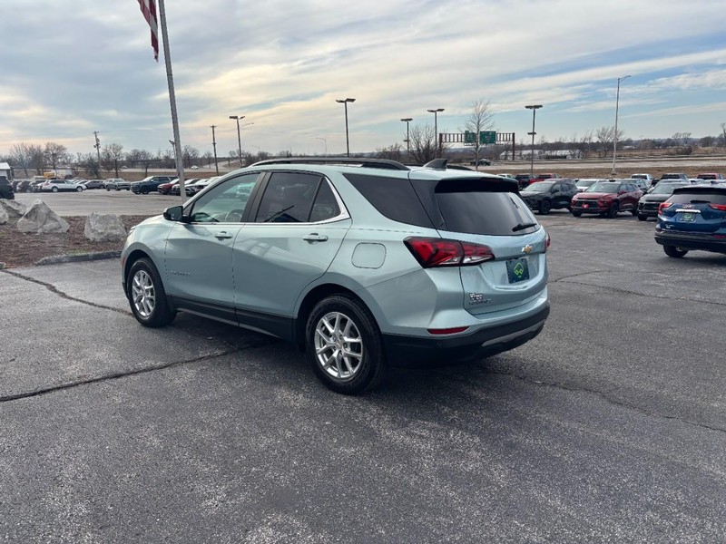 Chevrolet Equinox Vehicle Full-screen Gallery Image 03