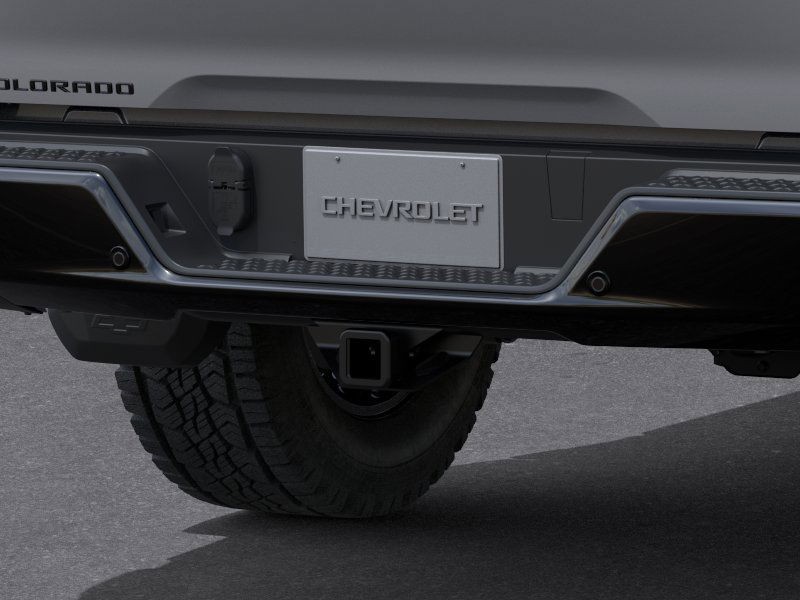 Chevrolet Colorado Vehicle Full-screen Gallery Image 14