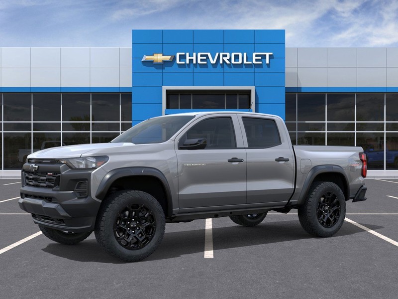 Chevrolet Colorado Vehicle Full-screen Gallery Image 2