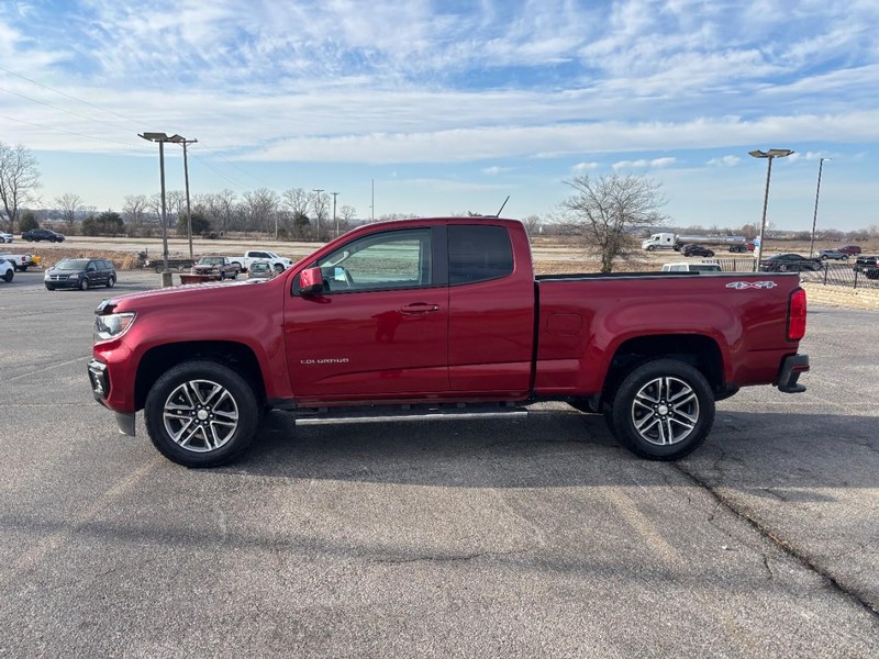 Chevrolet Colorado Vehicle Full-screen Gallery Image 02