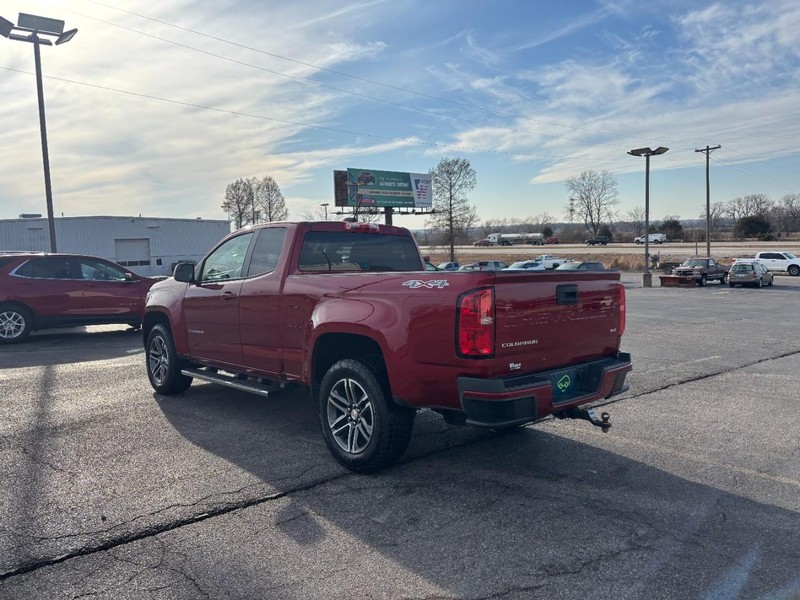 Chevrolet Colorado Vehicle Full-screen Gallery Image 03