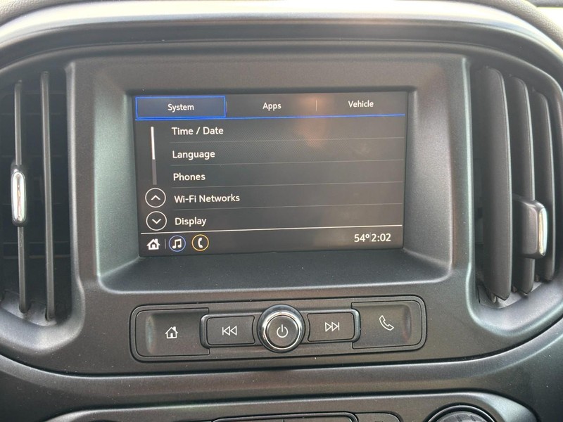 Chevrolet Colorado Vehicle Full-screen Gallery Image 18