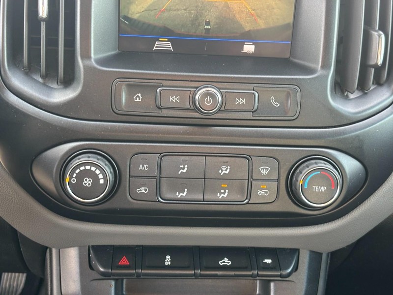 Chevrolet Colorado Vehicle Full-screen Gallery Image 20