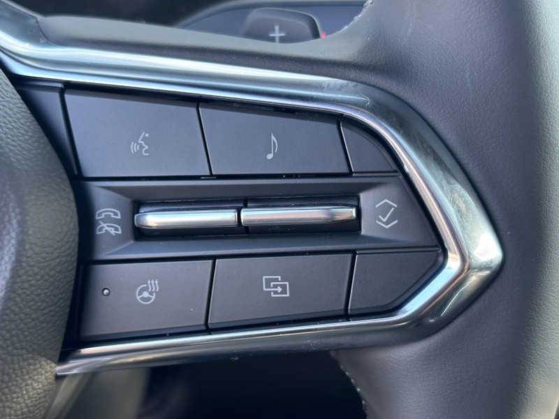 Chevrolet Tahoe Vehicle Full-screen Gallery Image 15