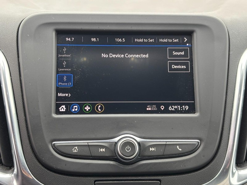 Chevrolet Equinox Vehicle Full-screen Gallery Image 21